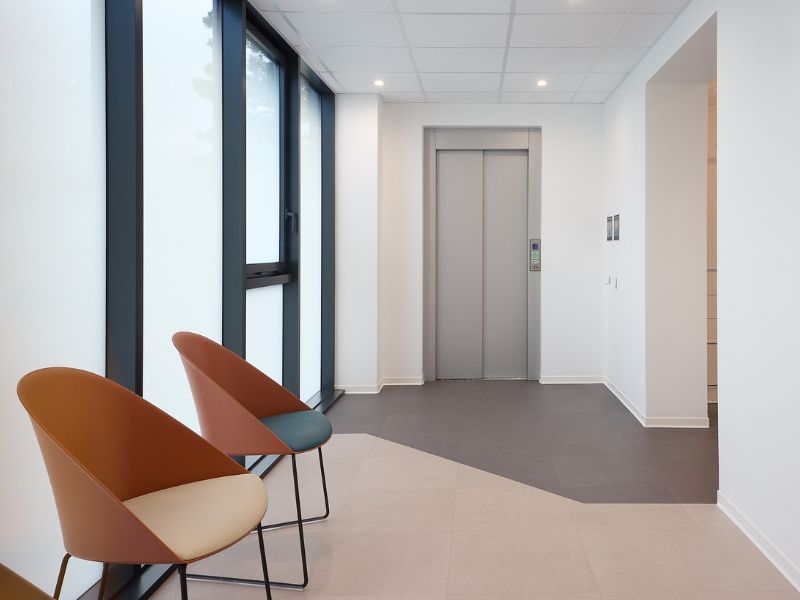 Dr Silviu Oratie - Dentiste Granville - Salle d'attente