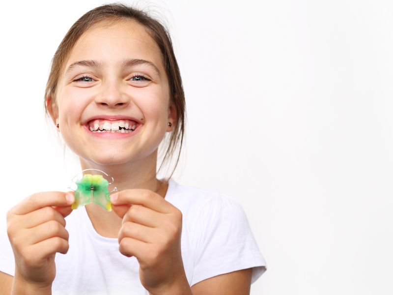 Dr Silviu Oratie - Dentiste Granville - Orthopédie dento faciale