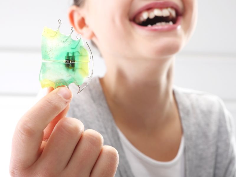 Dr Silviu Oratie - Dentiste Granville - Orthopédie dento faciale