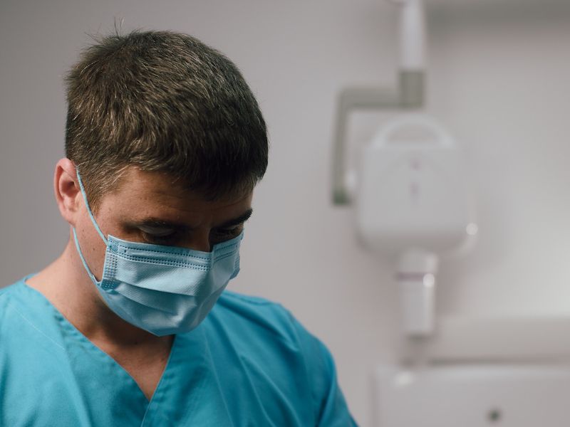 Dr Silviu Oratie - Dentiste Granville