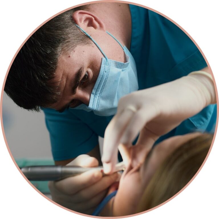 Dr Silviu Oratie - Dentiste Granville - Soins dentaires